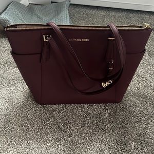 Michael Kors Charlotte Tote